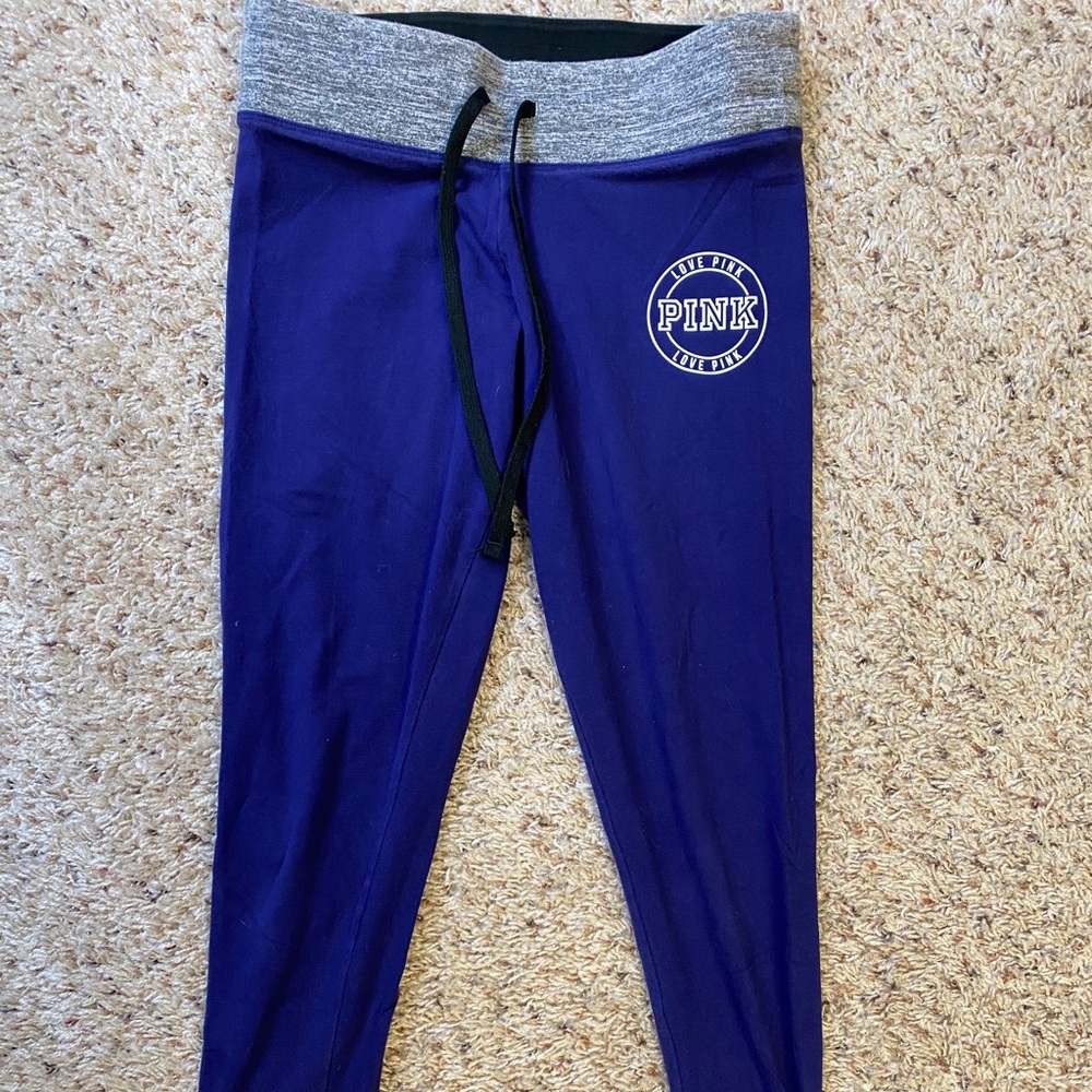 Mid length yoga pants